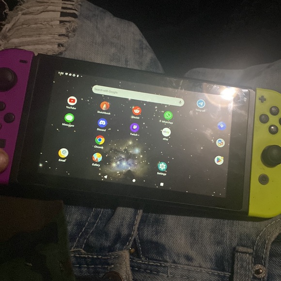 Homebrew Nintendo switch runs android os - Picture 3 of 5